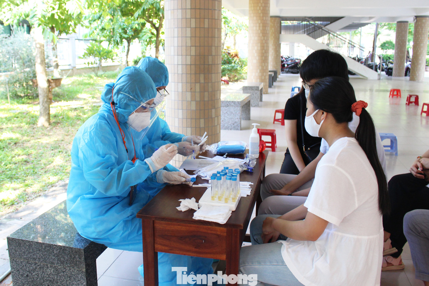 Tâm trạng 11.000 thí sinh Đà Nẵng thế nào khi được xét nghiệm SARS-CoV-2 ảnh 13
