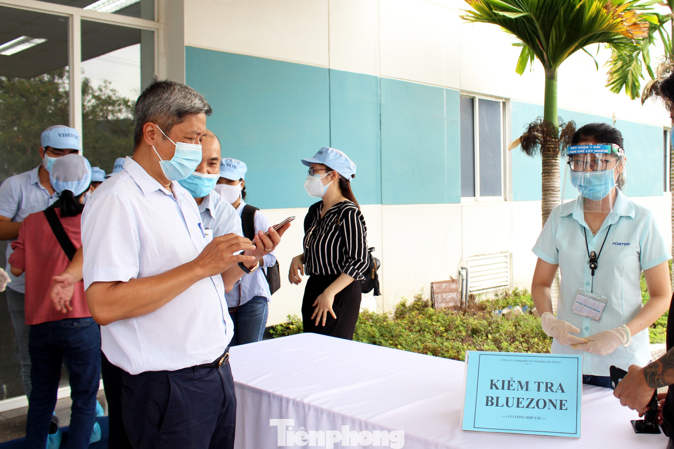 Không để dịch COVID - 19 bùng phát ở các khu công nghiệp ảnh 3