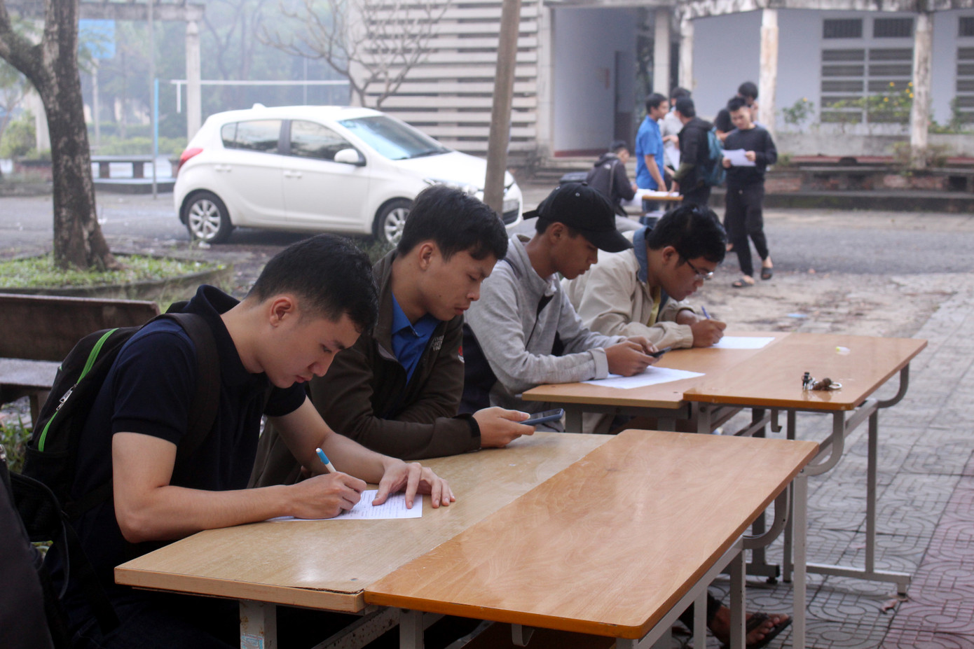 Sôi động Chủ nhật Đỏ tại ĐH Bách khoa Đà Nẵng ảnh 2