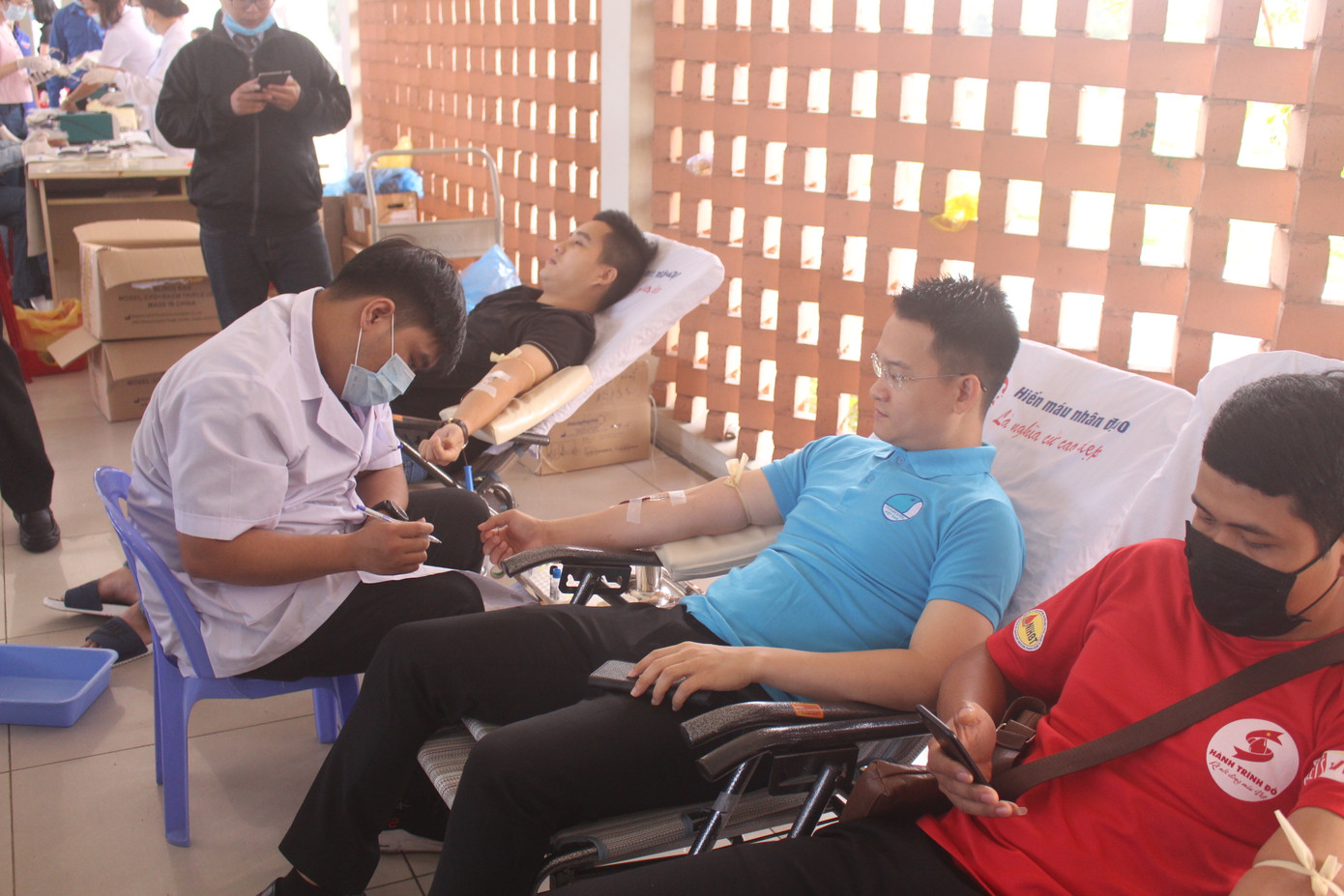 Giới trẻ Đà Nẵng chung tay giải quyết khan hiếm máu do dịch Covid-19 ảnh 3