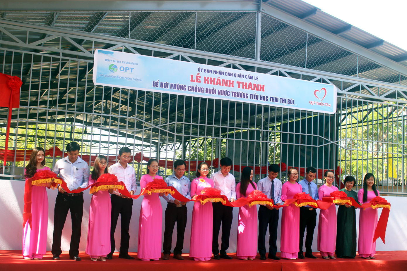 Trao tặng bể bơi phòng tránh đuối nước cho học sinh ảnh 2