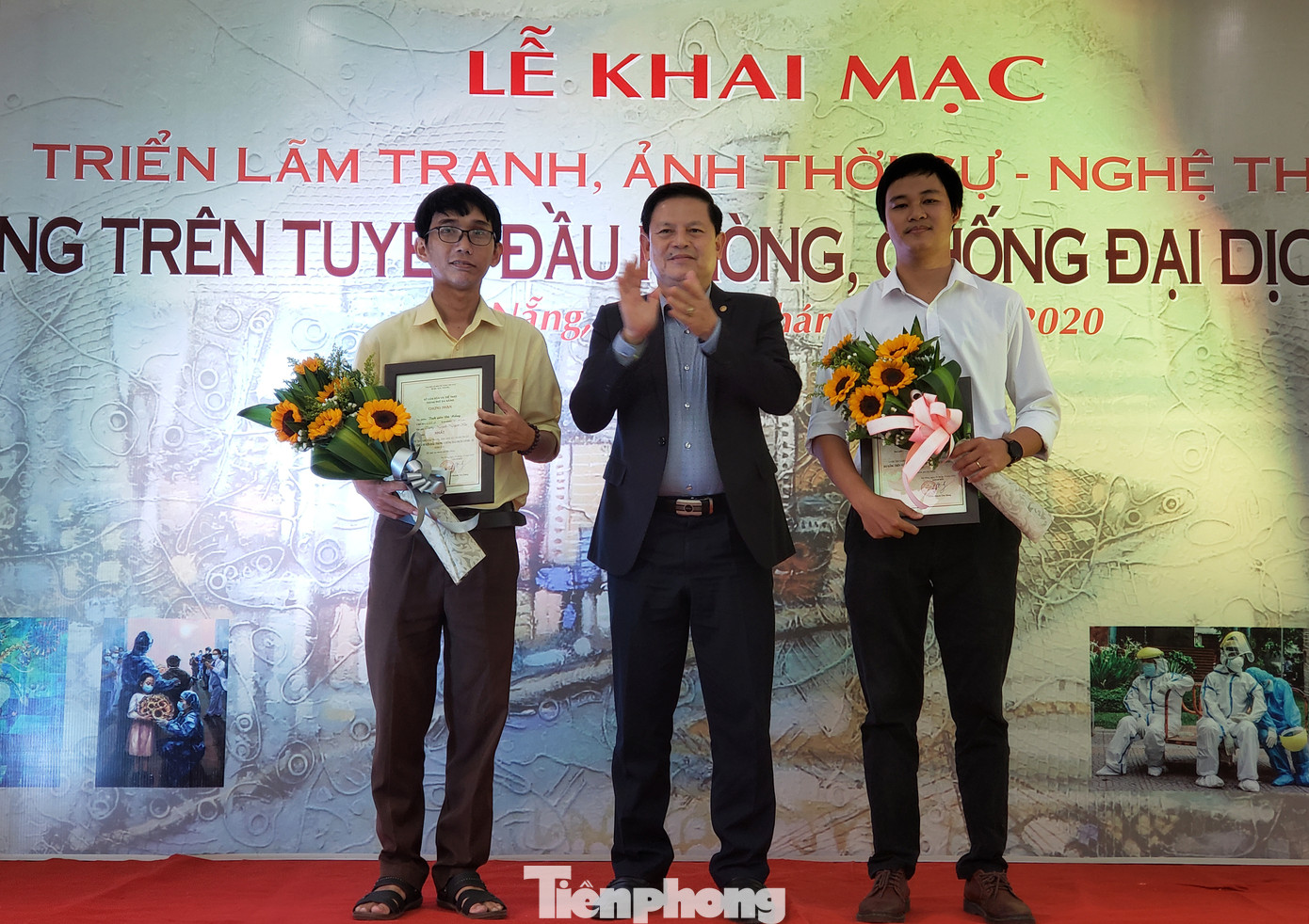 120 tác phẩm khắc hoạ Đà Nẵng trên tuyến đầu chống dịch COVID-19 ảnh 1