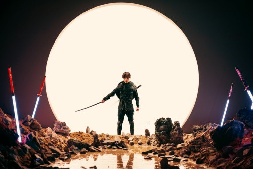 MV “Hoa Hải Đường” của Jack chưa đầy 16 tiếng đã “càn quét” nhiều BXH thế giới ảnh 1