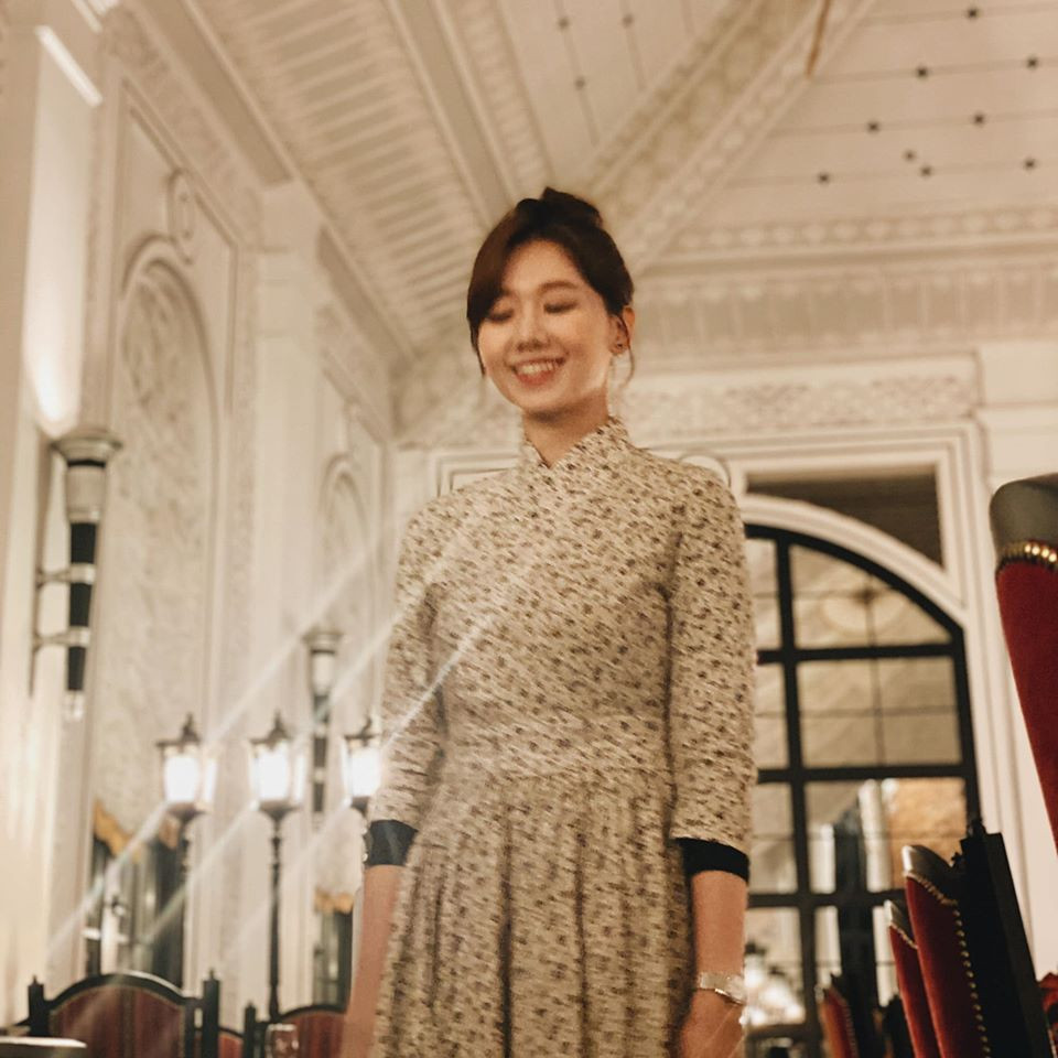 Cách đăng ảnh “chặt đẹp” bạn thân có 1-0-2 của Trúc Nhân và phản ứng của người trong cuộc ảnh 6