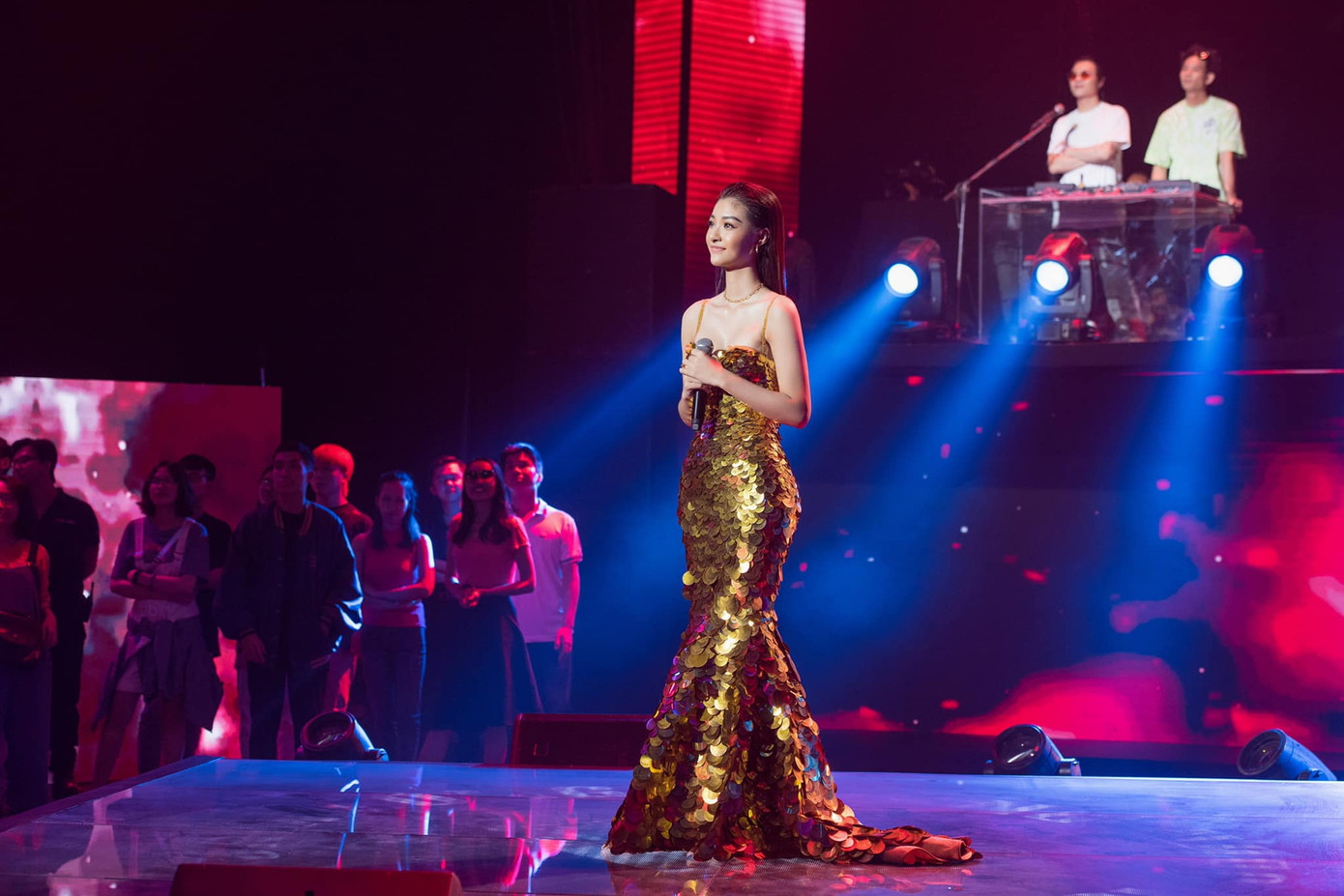 Sao Việt 24H: Lan Ngọc nhận “bánh gato”, Khắc Việt lần đầu nói về lùm xùm với Vũ Khắc Tiệp ảnh 3