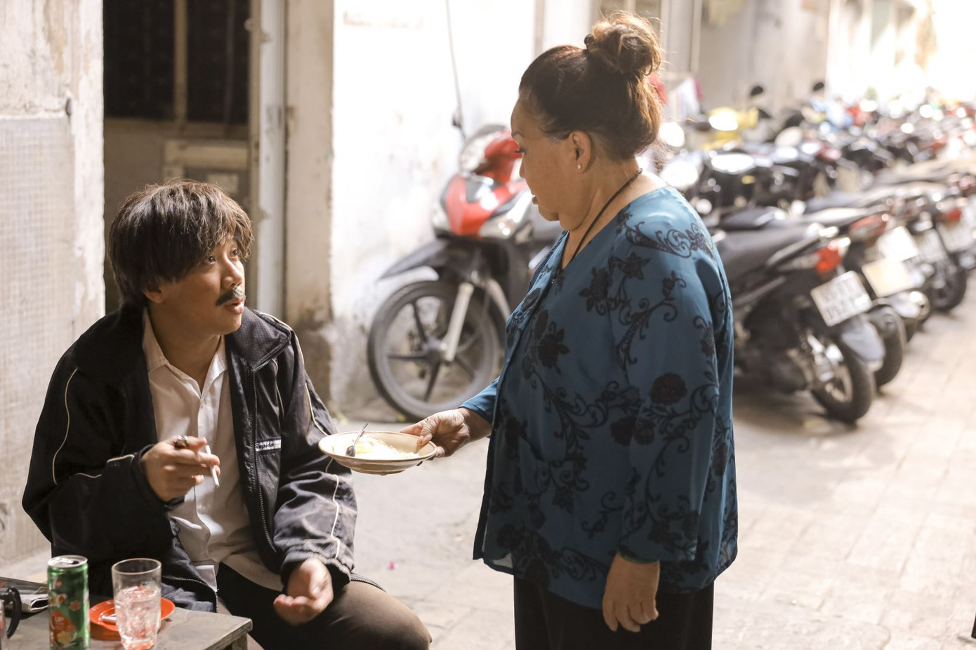 Tạo hình “Bố Già” phiên bản điện ảnh của Trấn Thành hé lộ kịch bản xoắn não ảnh 1