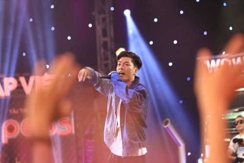 “Rap Việt” lập kỷ lục truyền hình mới sau khi thu hút hơn 700.000 lượt xem cùng lúc ảnh 9