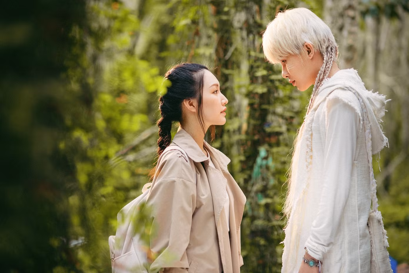 Cô gái được JACK thầm thương trộm nhớ trong MV “Đom Đóm” có vẻ đẹp giống Park Min Young ảnh 1