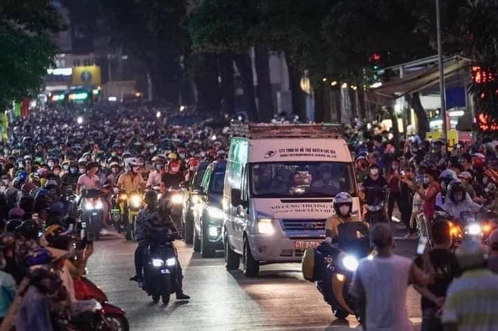 Dòng tin nhắn ngắn gọn của vợ cố nghệ sĩ Chí Tài khiến ai xem cũng rơi nước mắt ảnh 4