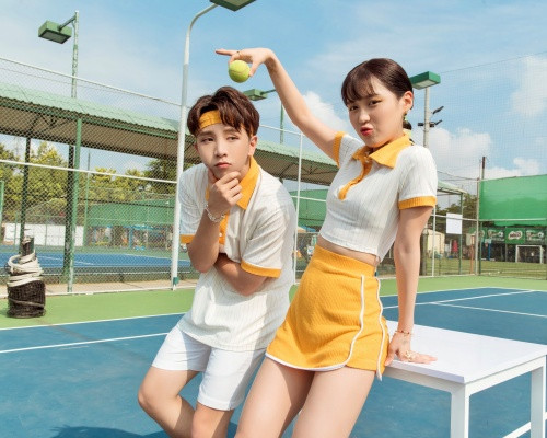 Cặp đôi gà bông Han Sara và Tùng Maru tung MV ngọt lịm với tựa đề gây “xoắn não“ ảnh 1