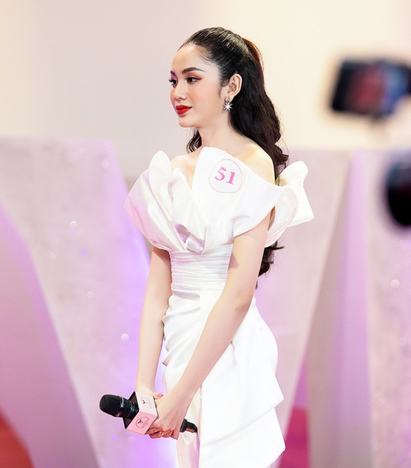 Đại Sứ Hoàn Mỹ 2020: Hoàng Thùy tức giận, tuyên bố không cùng “level” với Á hậu Kiều Loan ảnh 2