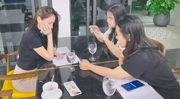 Thủy Tiên nói về việc đi cứu trợ miền Trung: “Đã làm thì không sợ, đã sợ thì không làm“ ảnh 1