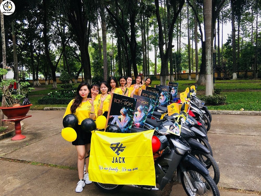 Chào đón MV “Đom Đóm”, FC Jack tổ chức loạt hoạt động ý nghĩa ủng hộ thần tượng ảnh 7
