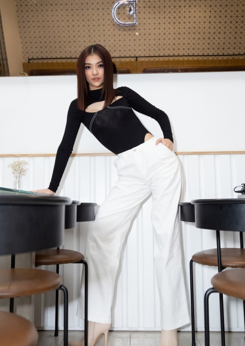 Sao Việt 24H: Lan Ngọc nhận “bánh gato”, Khắc Việt lần đầu nói về lùm xùm với Vũ Khắc Tiệp ảnh 4