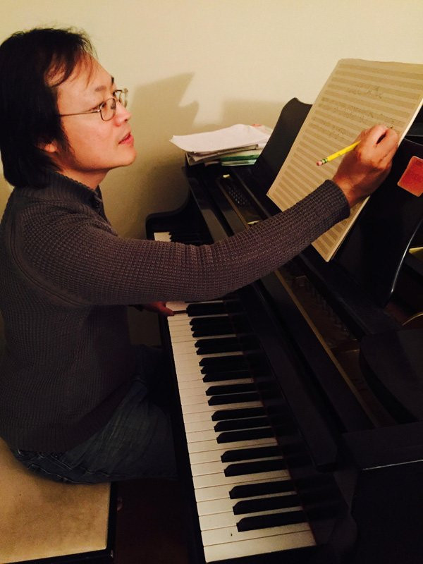 Choáng váng vụ nhạc sĩ của “Mắt Biếc” Christopher Wong bị “kẻ đóng thế” giả mạo trắng trợn ảnh 2