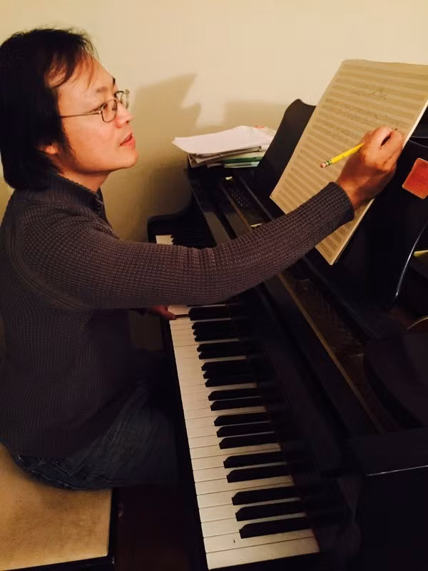 Choáng váng vụ nhạc sĩ của “Mắt Biếc” Christopher Wong bị “kẻ đóng thế” giả mạo trắng trợn ảnh 2