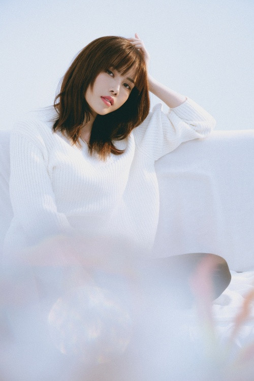 “Một Mình Có Buồn Không?” chính là hit bự nhất trong sự nghiệp của Thiều Bảo Trâm! ảnh 6