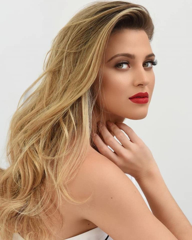 Hé lộ chủ nhân danh hiệu “Hoa hậu của các Hoa hậu' năm 2019 gây bất ngờ ảnh 4