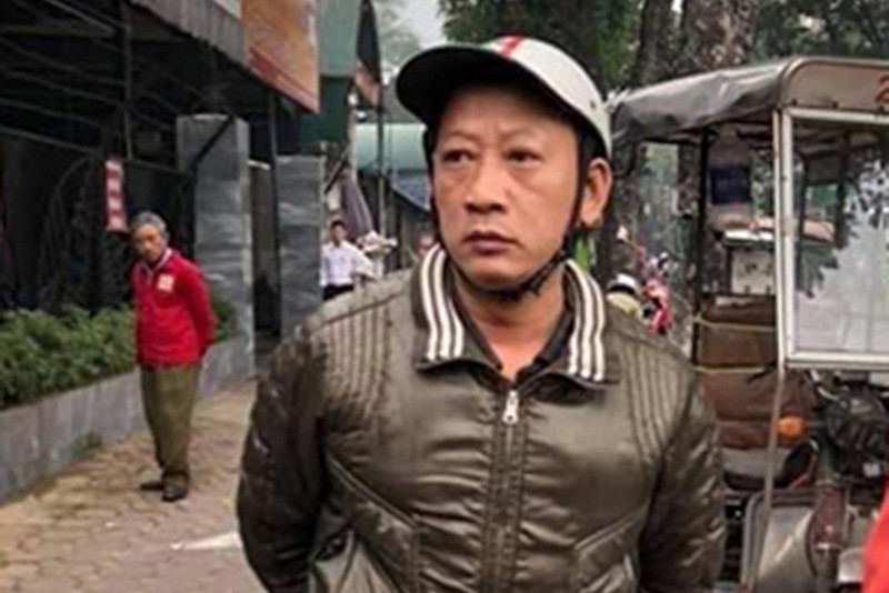 Cụ ông 80 tuổi lên tiếng sau khi bị đánh gãy xương sườn vì nghi tranh chỗ xe ôm ảnh 1