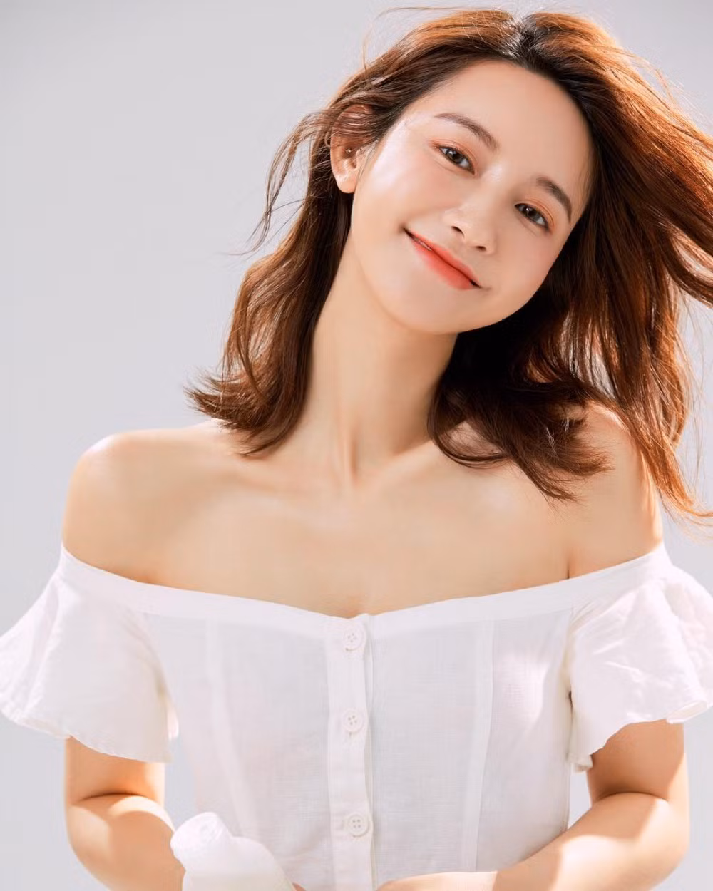 Mỹ nhân bị tố cặp kè chủ tịch Taobao là ‘huyền thoại thương mại điện tử’ ảnh 2