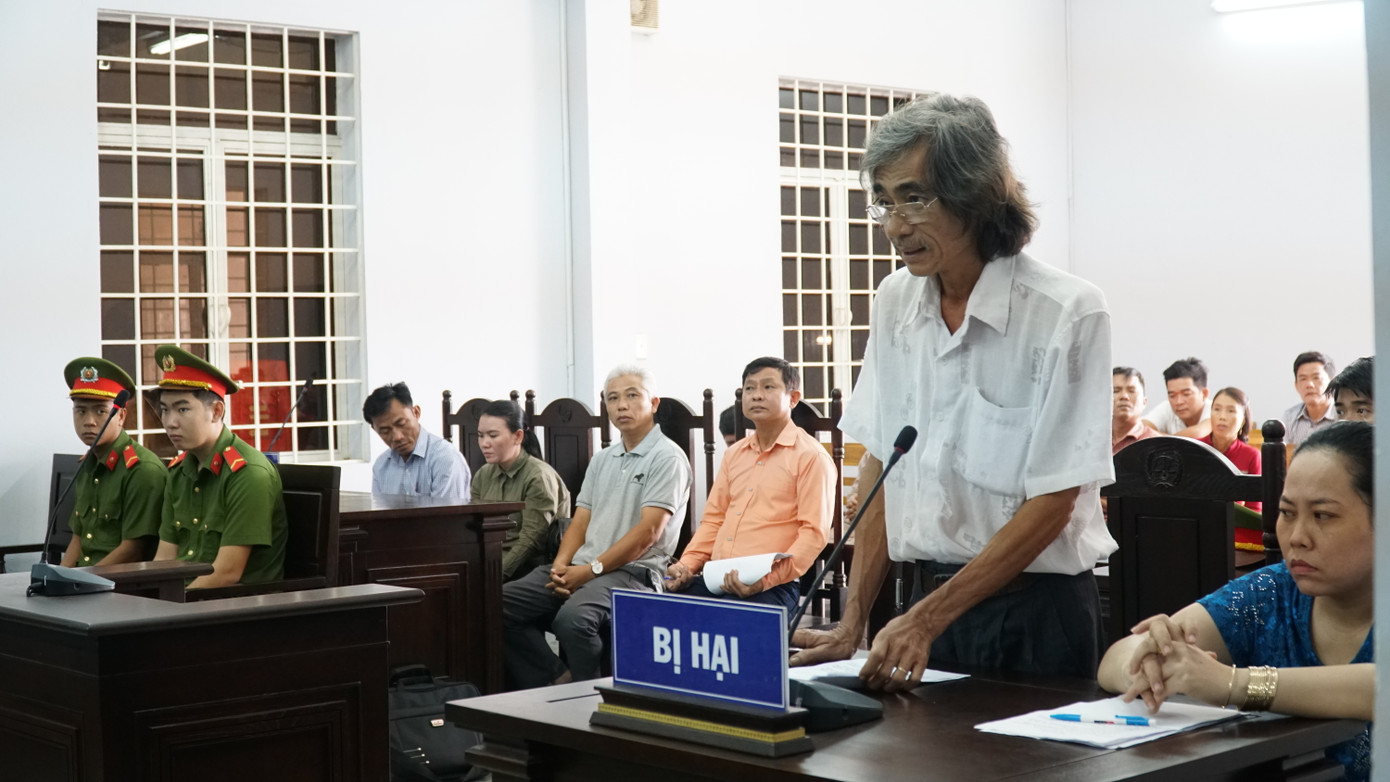 Tài xế 'xe điên' tông 5 người chết bị tuyên 14 năm tù ảnh 1