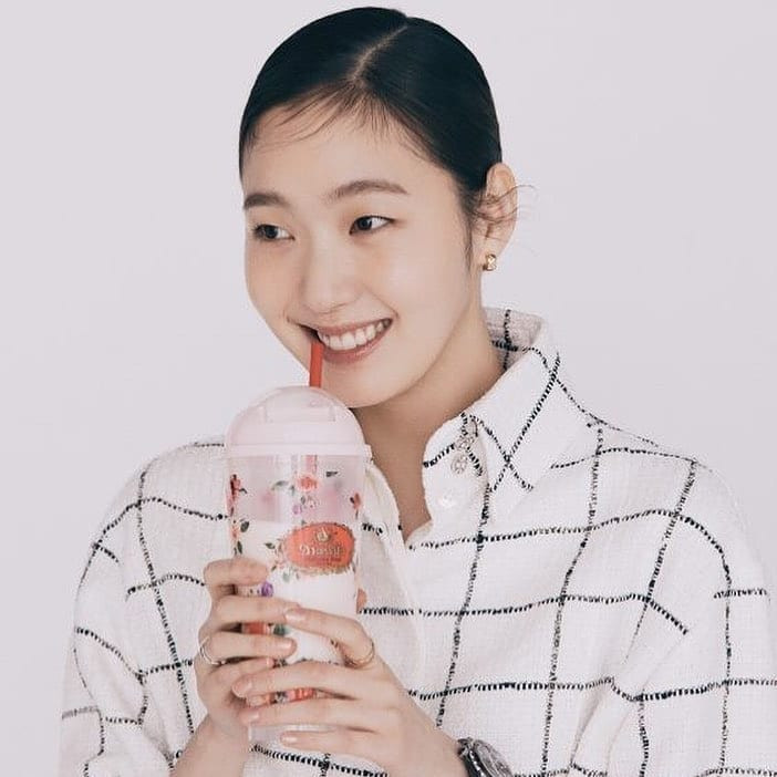 Ba cô gái trong 'bộ tam một mí' xứ Hàn đang khiến giới trẻ mê mẩn là ai? ảnh 5