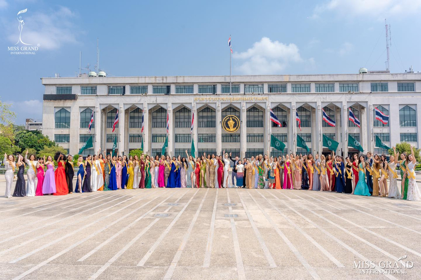 Á hậu Ngọc Thảo hô vang 'Việt Nam' trong họp báo tại Miss Grand ảnh 2