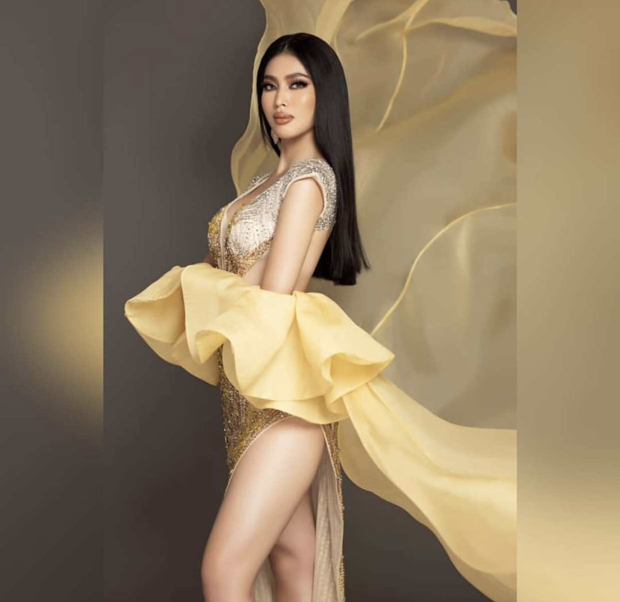 Á hậu Ngọc Thảo hô vang 'Việt Nam' trong họp báo tại Miss Grand ảnh 8