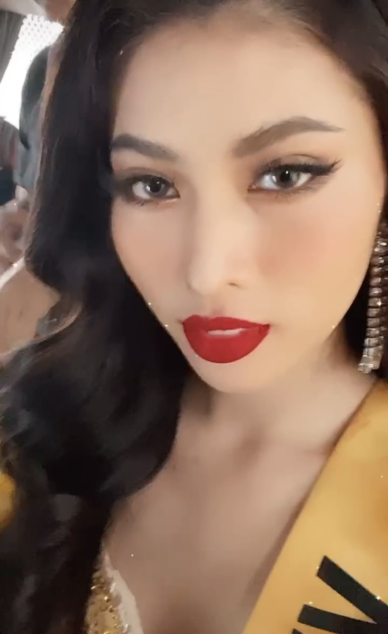 Á hậu Ngọc Thảo hô vang 'Việt Nam' trong họp báo tại Miss Grand ảnh 4