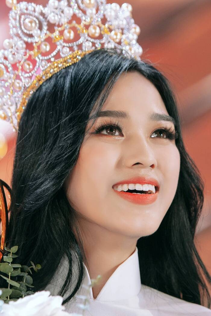 Hoa hậu Đỗ Thị Hà hé lộ thời điểm đi thi Miss World 2021 ảnh 2