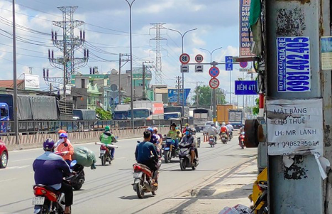 Cận cảnh khúc cua 'tử thần' ở quận Bình Tân ảnh 4