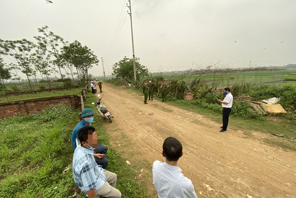 Sau sốt nóng, 'chợ bất động sản' ở Thạch Thất bị chính quyền 'giải tán' ảnh 4