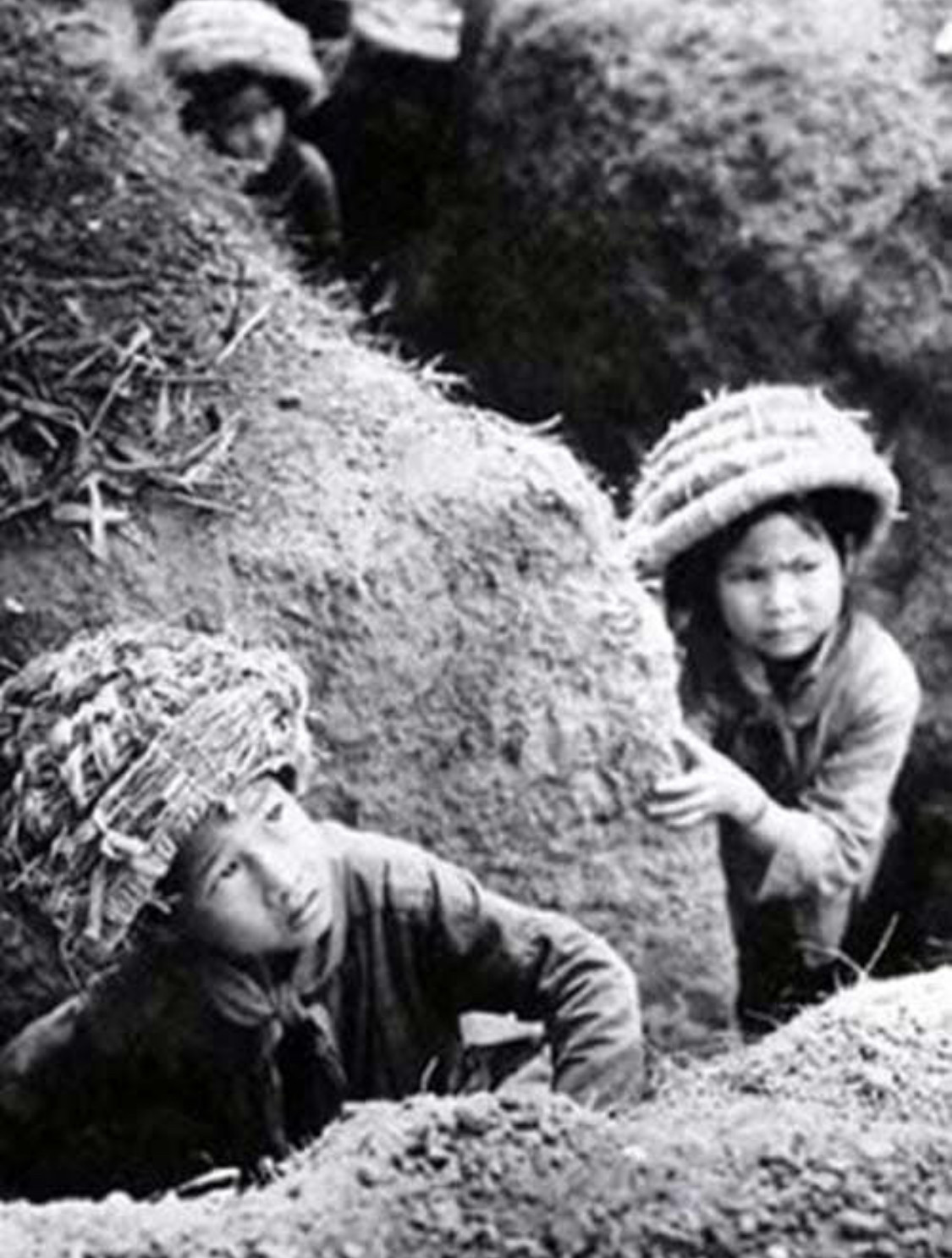 Những khúc lặng nhân ngày chiến thắng ảnh 1