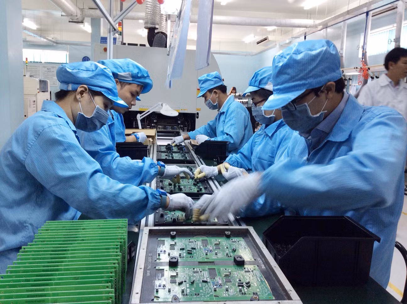 TPHCM triển khai một loạt gói hỗ trợ, hồi phục kinh tế trong giai đoạn mới ảnh 5 TPHCM triển khai một loạt gói hỗ trợ, hồi phục kinh tế trong giai đoạn mới ảnh 5