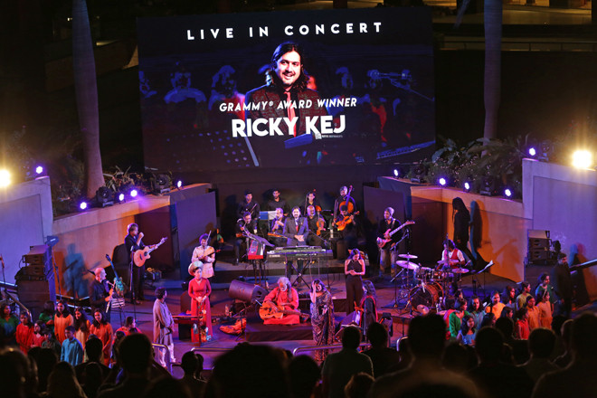 Huy Tuấn mời nghệ sĩ quốc tế 'Hò Dô' ảnh 1