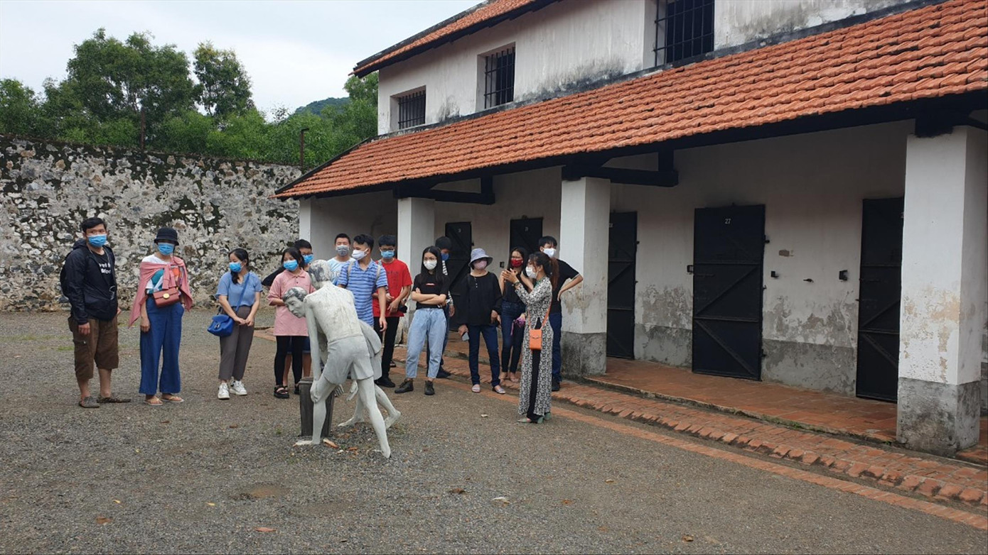 Du lịch giữa tâm dịch: Liều được nhiều? ảnh 1