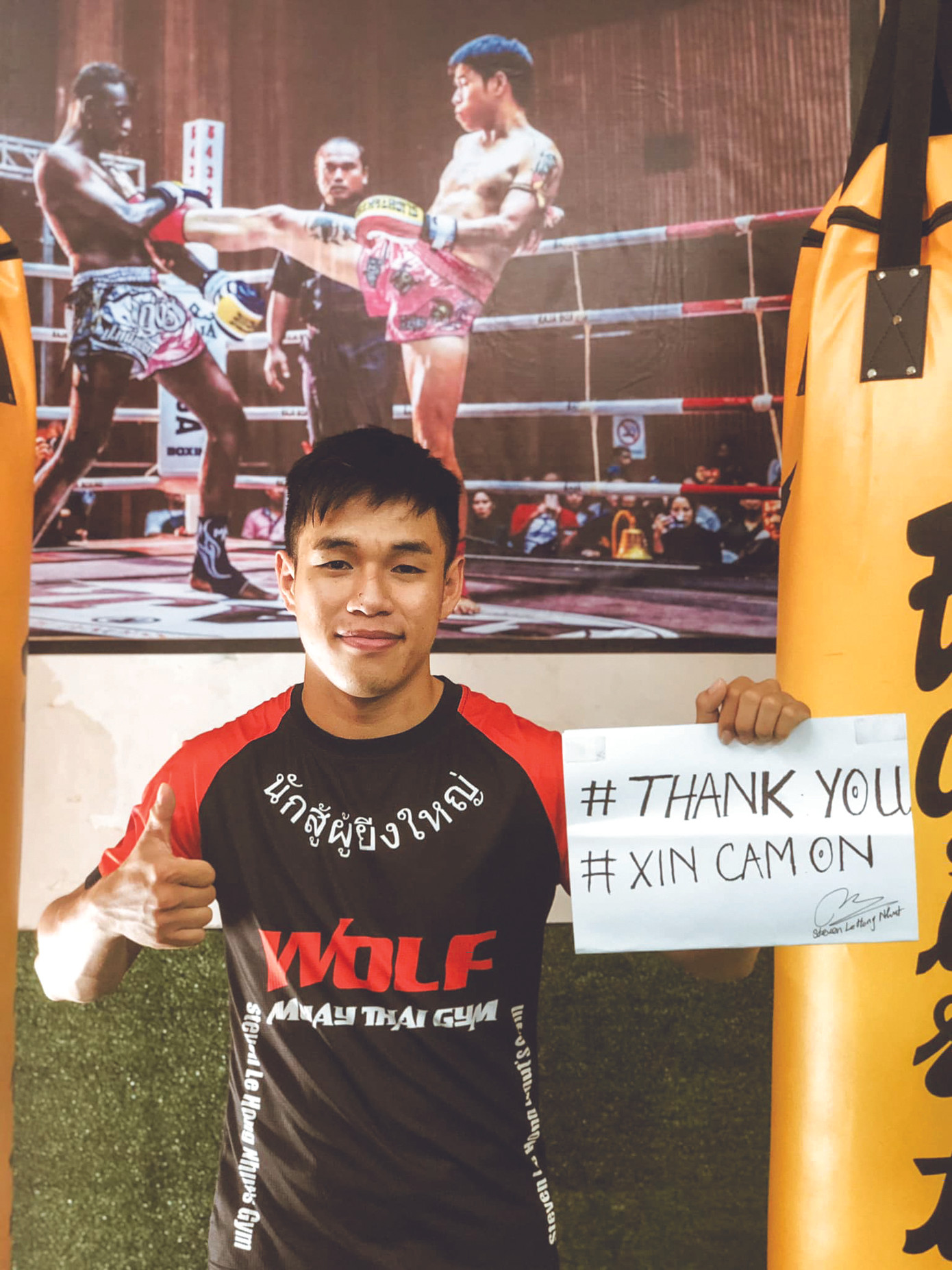 Những trái tim nồng trong mùa dịch ảnh 2