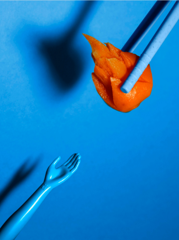 Hai bạn trẻ chụp hình… tục ngữ, thành ngữ ảnh 6