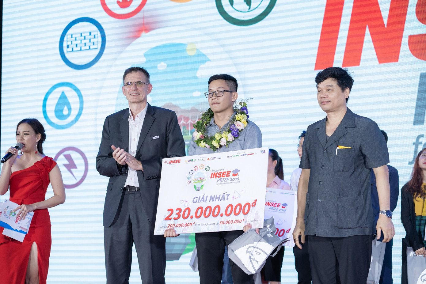 INSEE Việt Nam vào “Top 50 Thương hiệu Nhà tuyển dụng hấp dẫn nhất với sinh viên Việt Nam“ ảnh 1