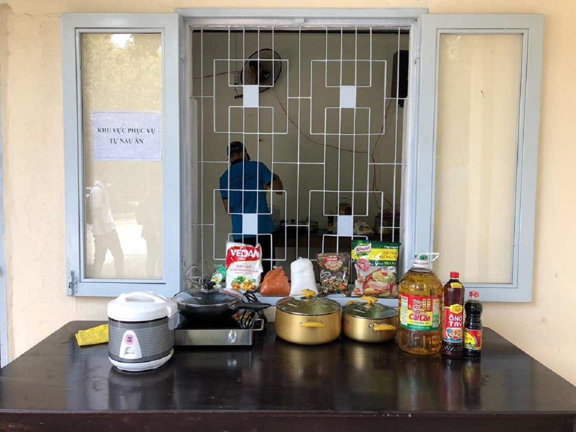 “Các bạn cứ ở yên tại chỗ, tập trung học hành, tất cả để nhà trường lo” ảnh 2