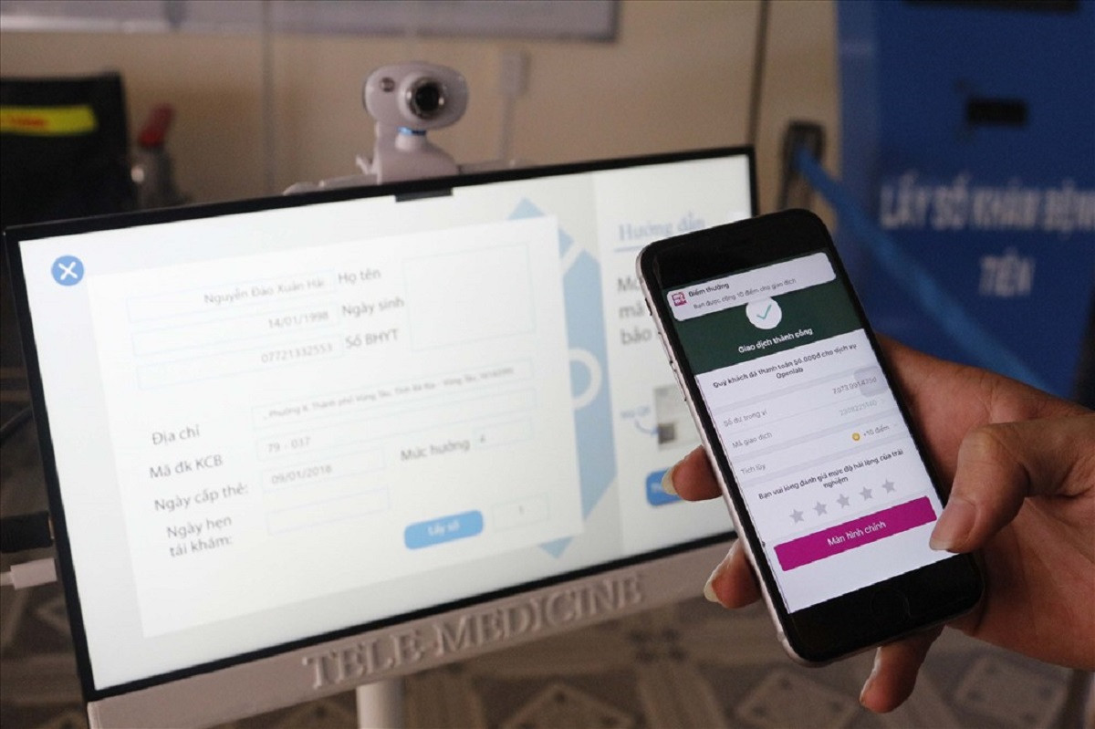 “Xin chào, tôi là robot hỗ trợ khám bệnh!” ảnh 3