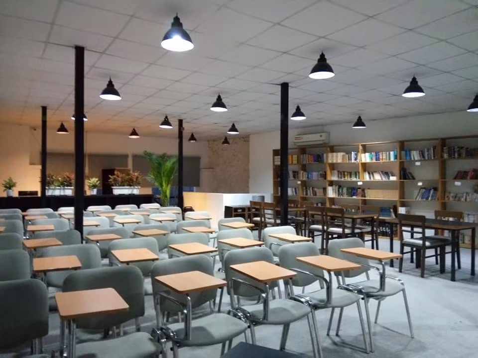 Cùng nhau “check-in” thư viện miễn phí ở Sài Gòn. ảnh 2