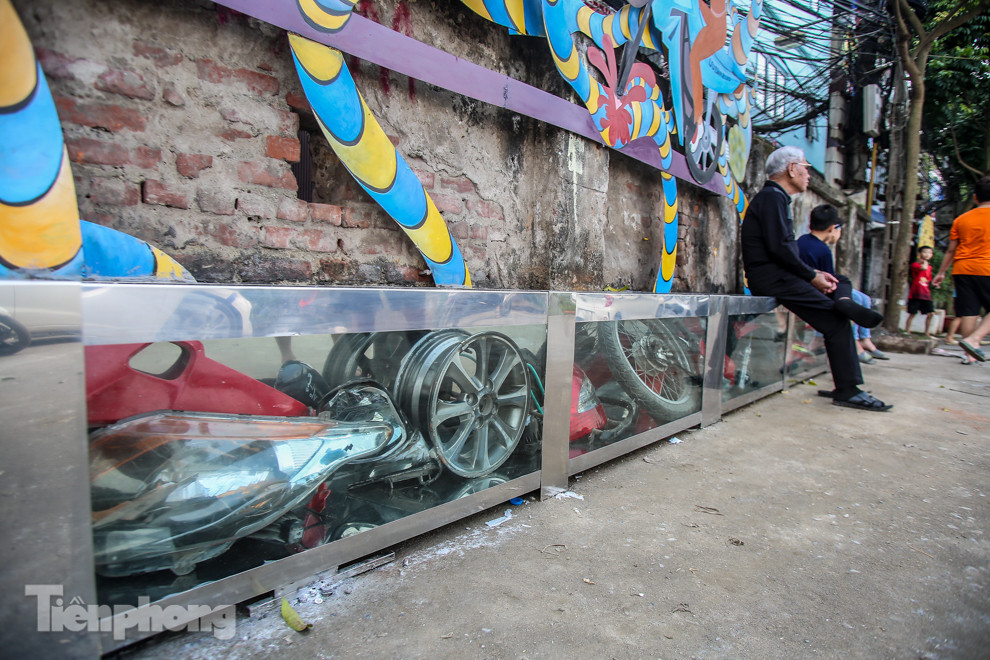 'Chế tác' khu bãi rác Phúc Tân thành không gian nghệ thuật từ phế liệu ảnh 1