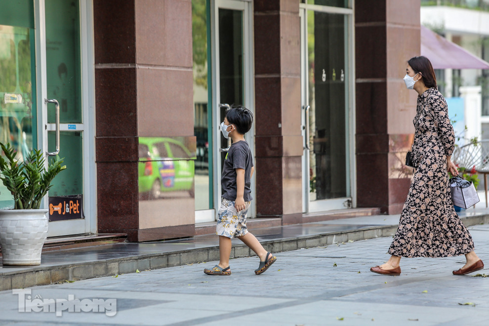 Nhịp sống trên 'Phố Hàn Quốc' ở Hà Nội ảnh 8