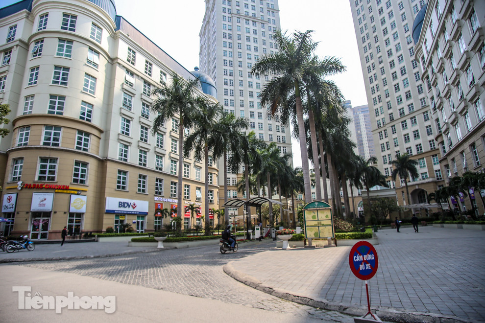 Nhịp sống trên 'Phố Hàn Quốc' ở Hà Nội ảnh 1