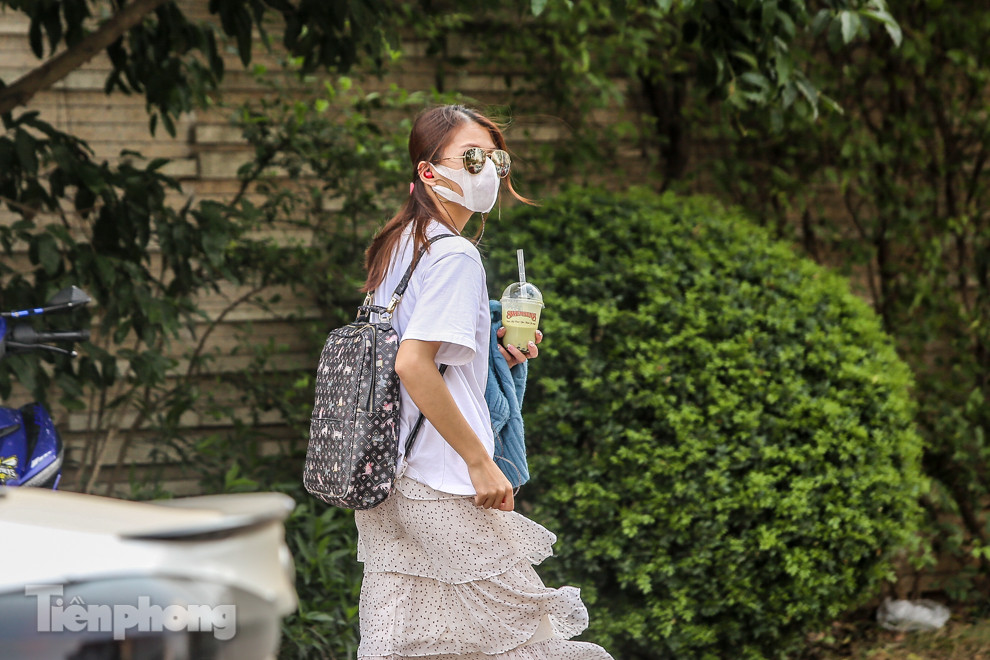 Nhịp sống trên 'Phố Hàn Quốc' ở Hà Nội ảnh 13