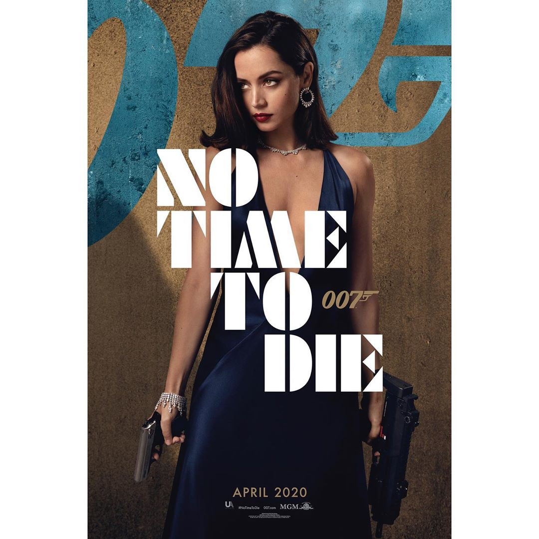 ‘Bond girl’ Ana De Armas khoả thân táo bạo ảnh 4