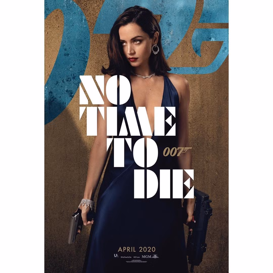 ‘Bond girl’ Ana De Armas khoả thân táo bạo ảnh 4