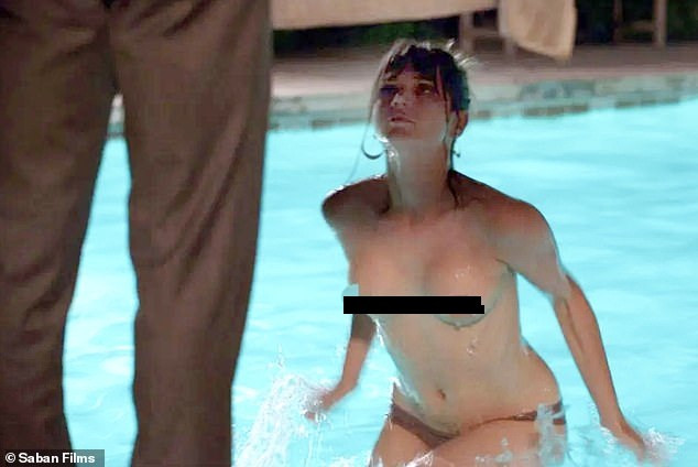 ‘Bond girl’ Ana De Armas khoả thân táo bạo ảnh 2
