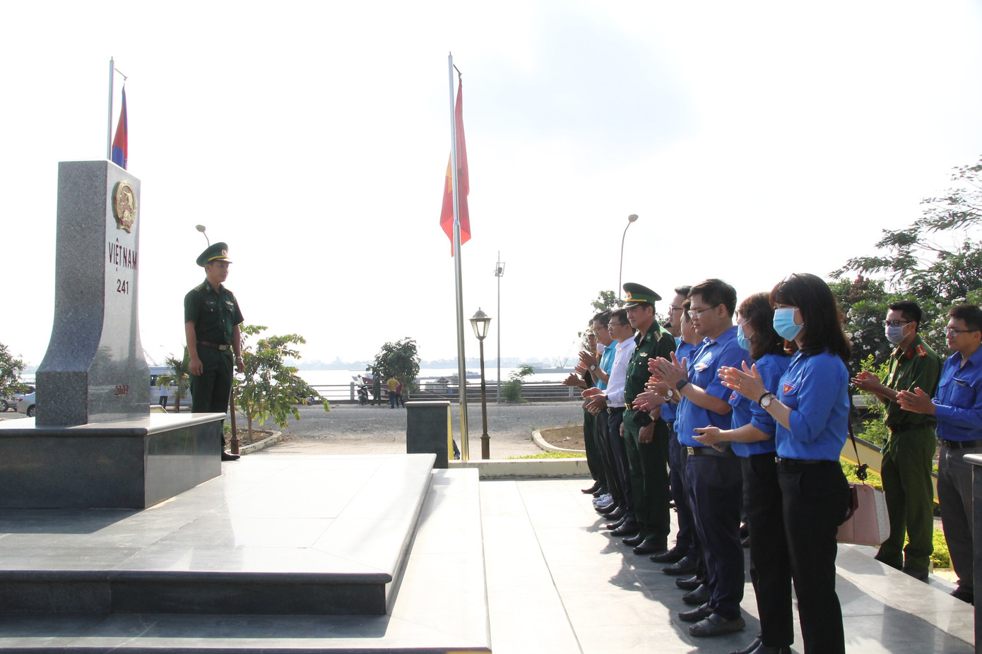 Nhiều hoạt động ý nghĩa 'Tháng Ba biên giới' tại An Giang ảnh 2